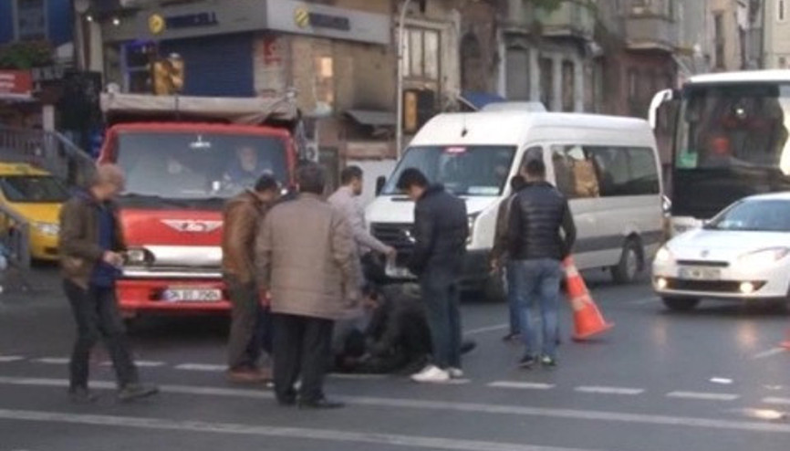3 kişiye çarpıp kaçtı, yaralılar yolda yardım bekledi