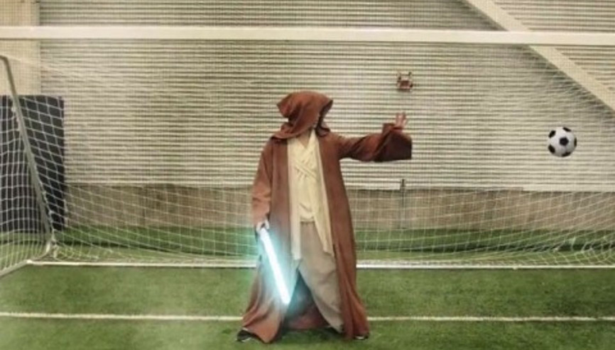 Süper kahramanlar futbol oynarsa