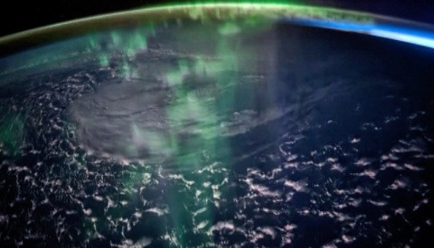 Atmosferde eşsiz güzellikte ‘auroralar’ gözlemlendi Atmosferde eşsiz güzellikte ‘auroralar’ gözlemlendi