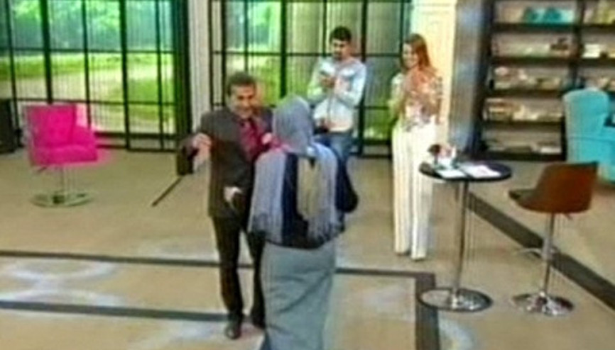 Esra Erolda 19 yıl sonra baba kızın büyük kavuşması