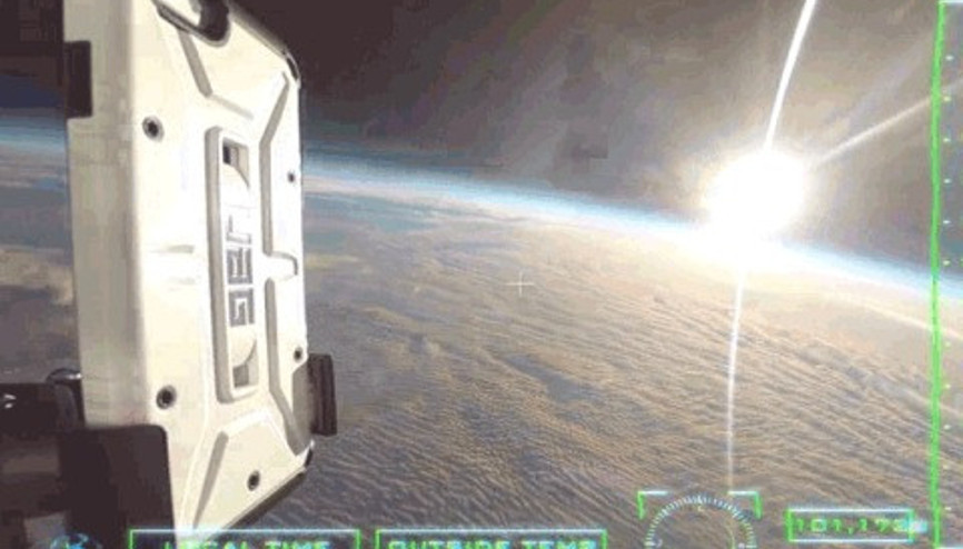 iPhone 6 uzaydan yeryüzüne bırakılırsa