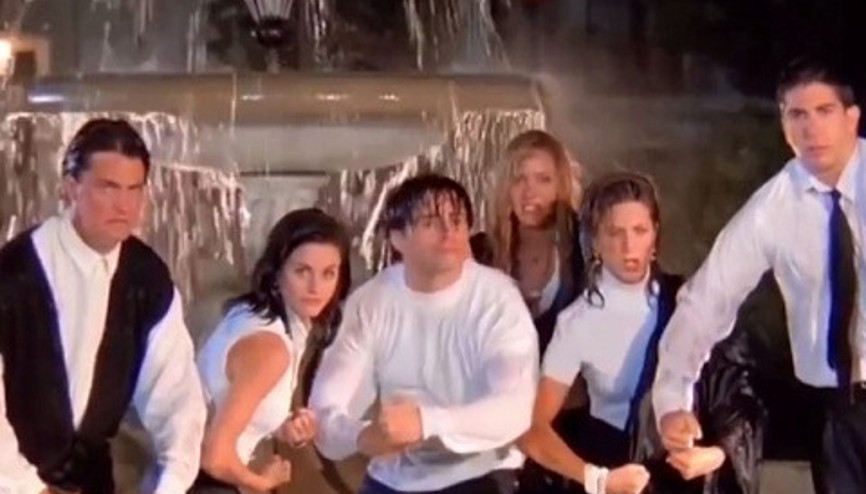 Friends jeneriğini bir de müziksiz izleyin