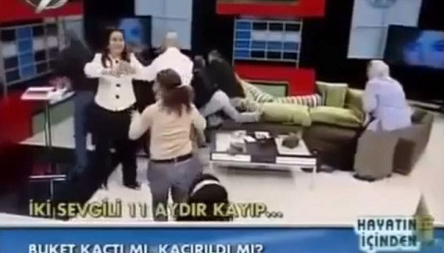 Hayatın İçinden programında stüdyoyu yerinden oynatan kavga