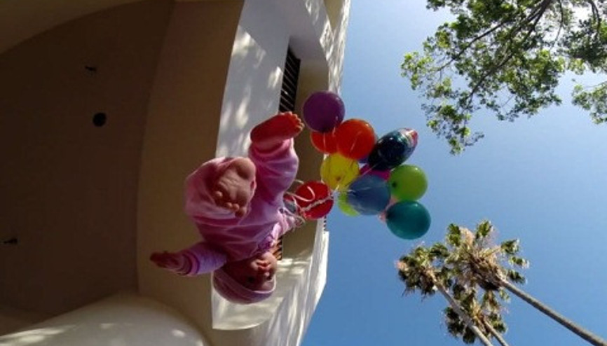 Dikkatsiz adamın bebeği böyle uçtu