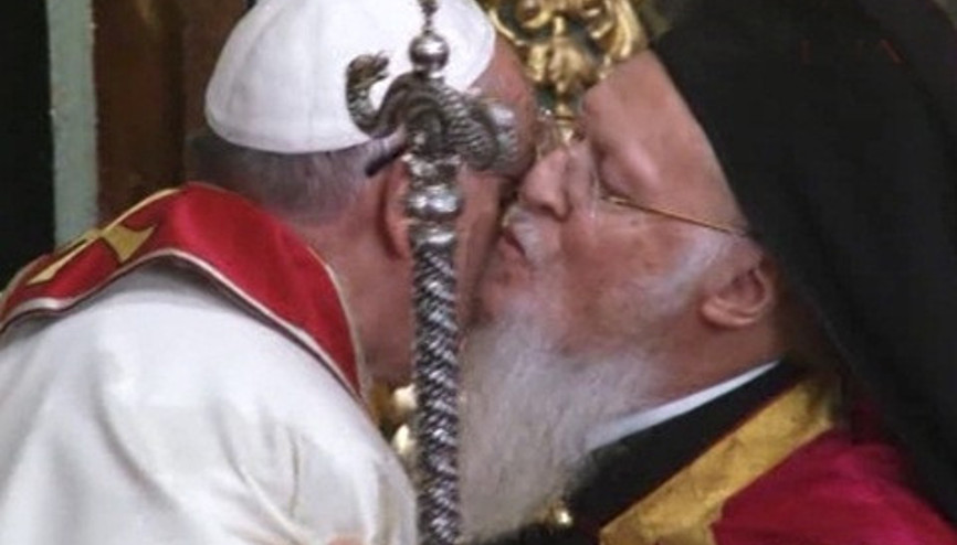 Papa ve patrik, Patrikhanedeki ayinde biraraya geldi
