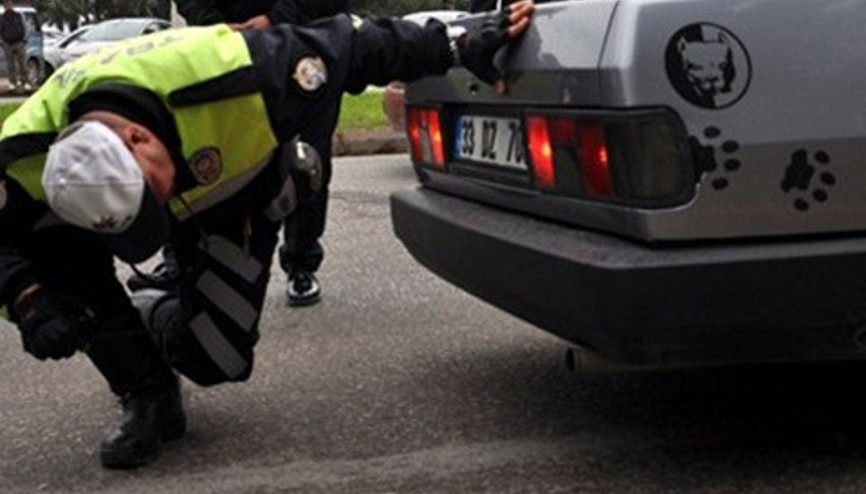Trafik denetiminde polisi bile şaşırtan egzozlar