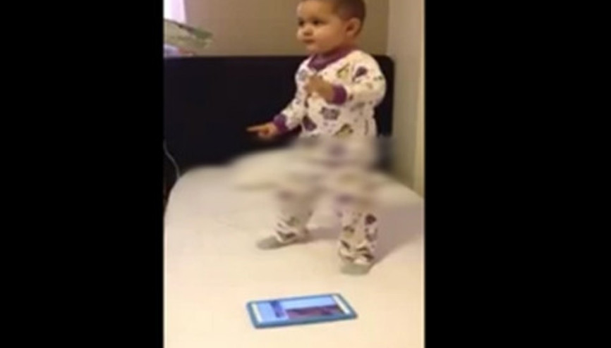 Lösemi hastası çocuğun beğenilen dansı