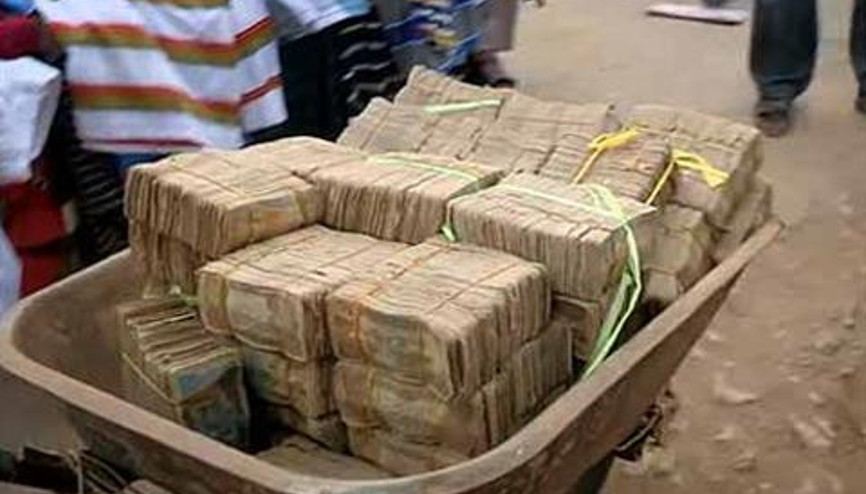 400 dolar karşılığında bir el arabası para