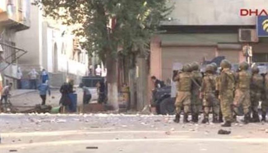 Siirtte asker şehre indi