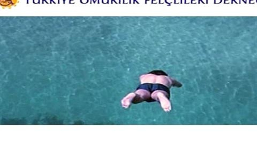 Derinliğini bilmediğin suya atlama Derinliğini bilmediğin suya atlama