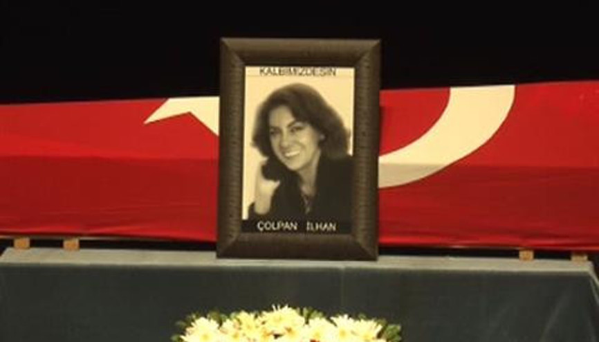 Çolpan İlhan için anma töreni