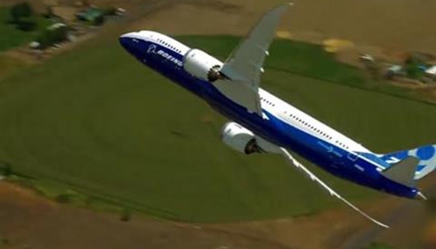 Yolcu uçağıyla müthiş gösteri