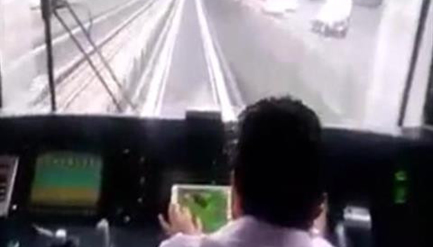 Vatman farmville oynarken görüntülendi