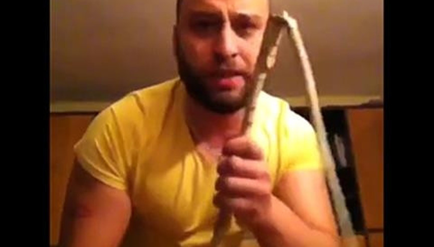 Survivor Taner kendini kırbaçlattırdı