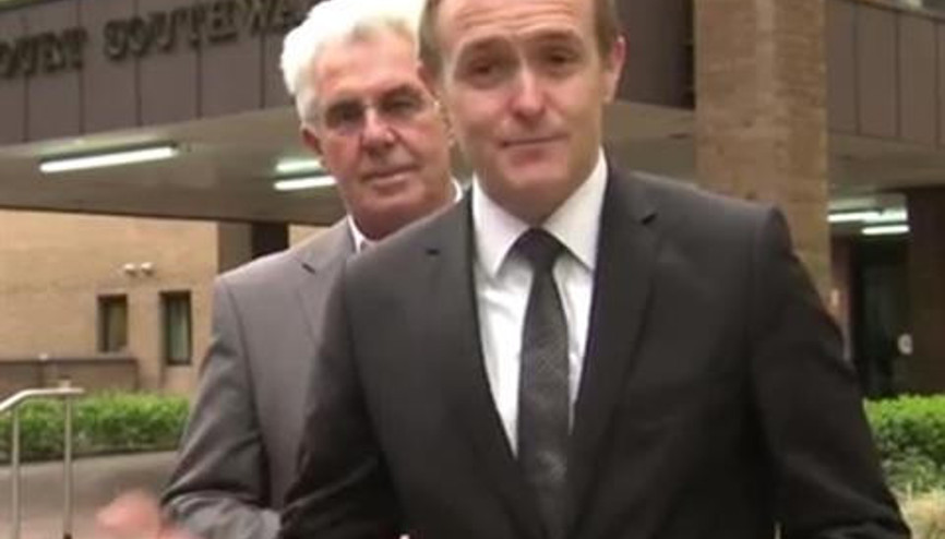 Muhabire canlı yayın şakası