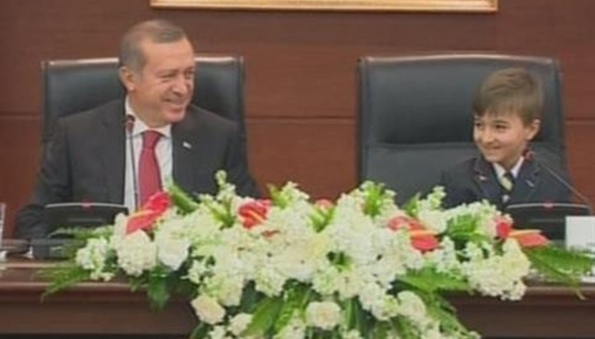 Başbakan Erdoğan o cevaba çok güldü