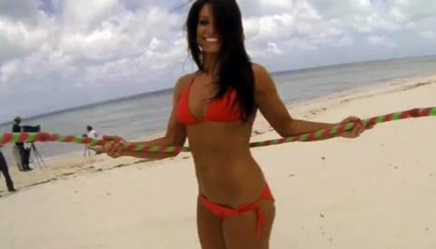 PONPON KIZLARIN SIRADIŞI HULAHOP ÇEKİMİ PONPON KIZLARIN SIRADIŞI HULAHOP ÇEKİMİ