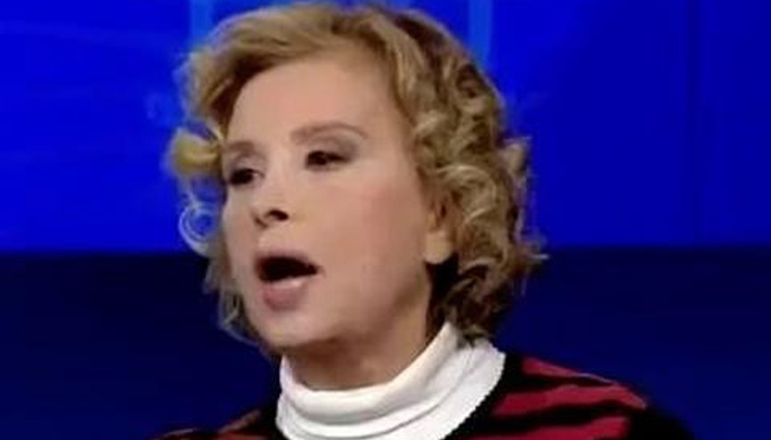 NAZLI ILICAK CANLI YAYINDA BEDDUA ETTİ