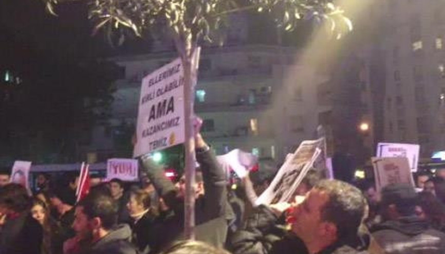 İZMİR DE KARIŞTI..