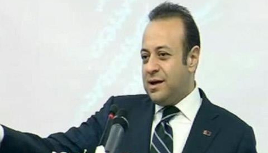 EGEMEN BAĞIŞTAN AÇIKLAMA: ADIMIZ ŞAKACIYA ÇIKMIŞ YA EGEMEN BAĞIŞTAN AÇIKLAMA: ADIMIZ ŞAKACIYA ÇIKMIŞ YA