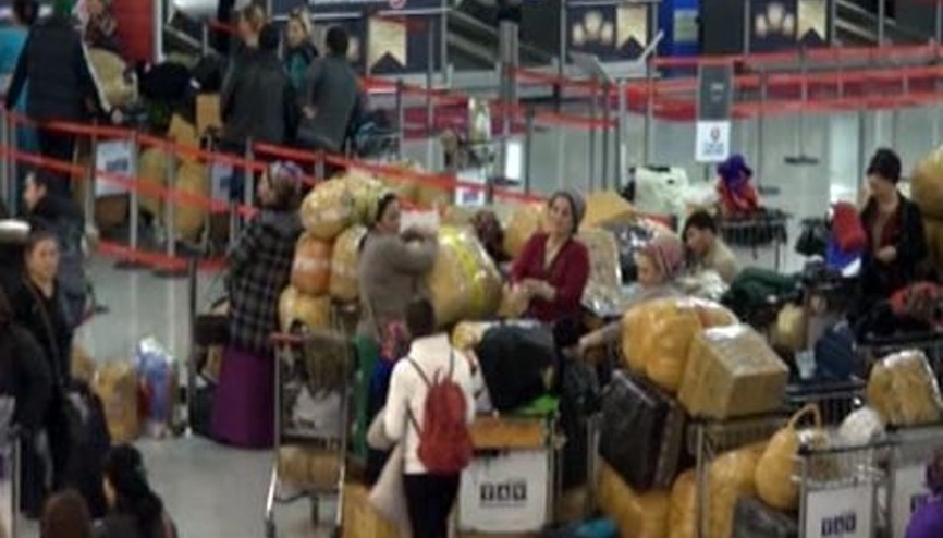 BUSİNESS CLASS BAVUL TİCARETİNDE KUYRUK