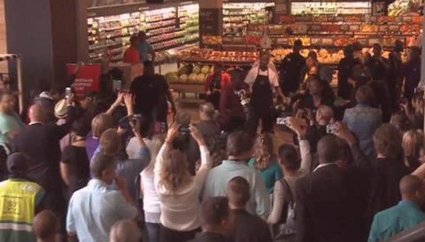 MANDELAYA ŞARKILI UĞURLAMA