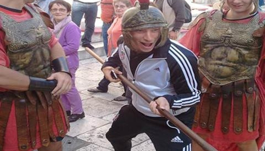 HOLOSKO ROMA ASKERİ OLDU