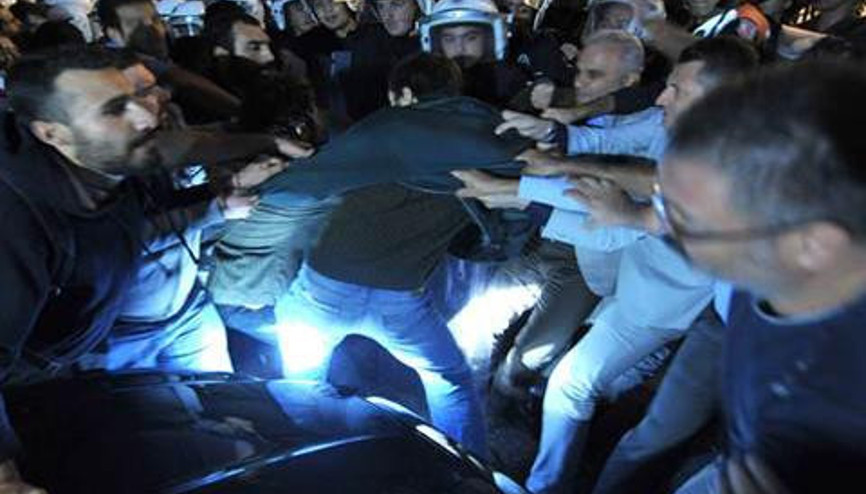 TERMOSUNU KAP DA GEL EYLEMİNE POLİS MÜDAHALESİ