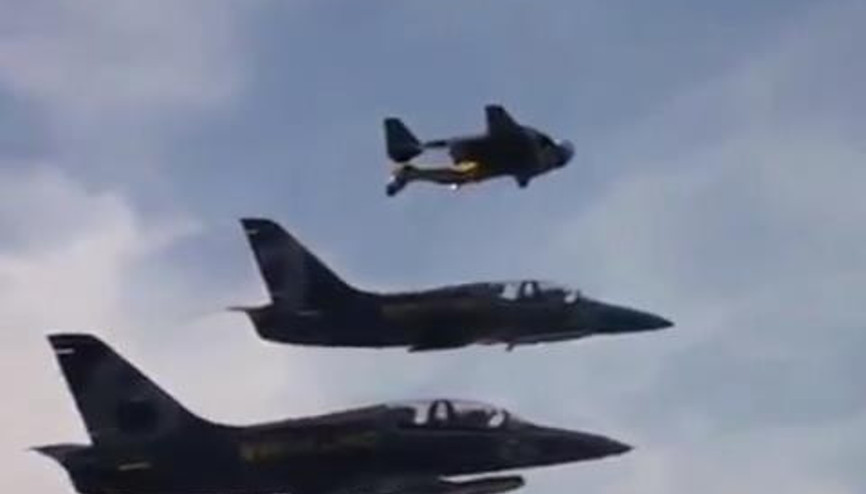 JETMAN JETLERE KAFA TUTTU JETMAN JETLERE KAFA TUTTU