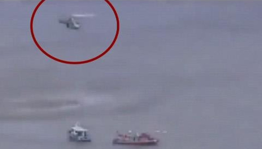 HELİKOPTER HUDSON NEHRİNE ZORUNLU İNİŞ YAPTI