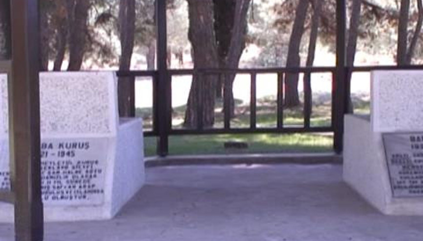 ATLAR İÇİN YAPTIRILAN ANIT MEZARA BÜYÜK İLGİ ATLAR İÇİN YAPTIRILAN ANIT MEZARA BÜYÜK İLGİ