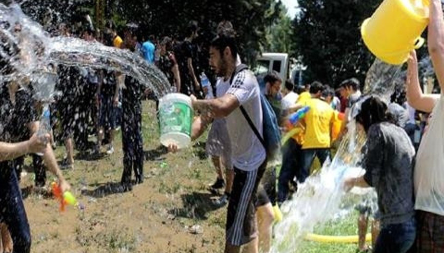 EGE ÜNİVERSİTESİNDE SU SAVAŞI