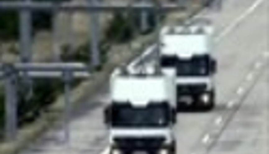 TEMİZ ÇEVRE İÇİN TROLEY KAMYON