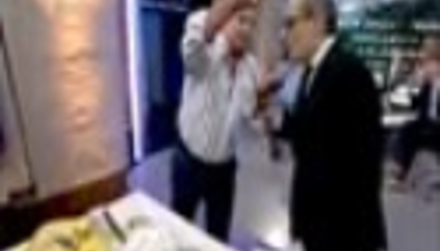 CANLI YAYINDA CACIK YAPTI