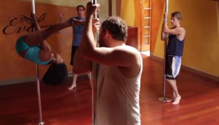 Erkeklerin direk dansıyla imtihanı