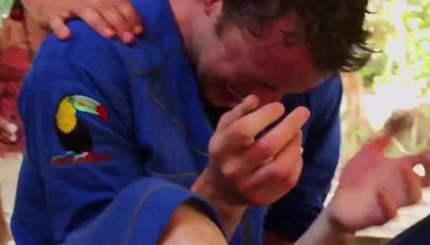 Dünya üzerindeki en can acıtan şeyi denedi