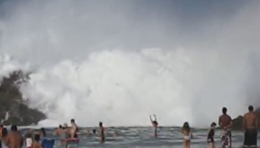 Taşkın Denizden Korku Dolu Dakikalar