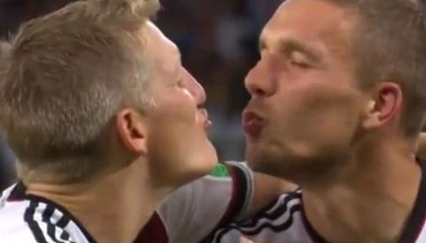 Podolski ve Schweinsteiger