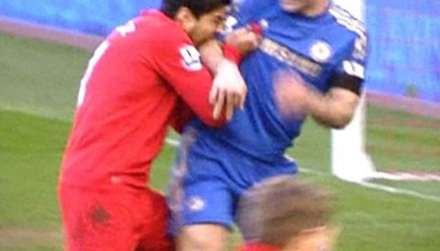 Suarezin tüm ısırma anları bir arada