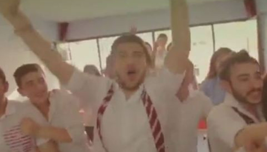 LYS öğrencilerinden isyan gibi şarkı