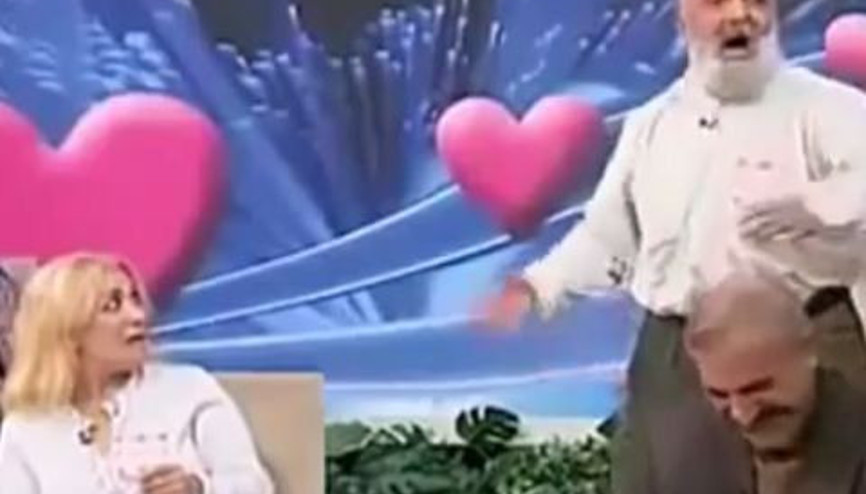 Necati Amca stüdyodaki konuğa diss atıyor - Alayına İsyan Necati Amca stüdyodaki konuğa diss atıyor - Alayına İsyan