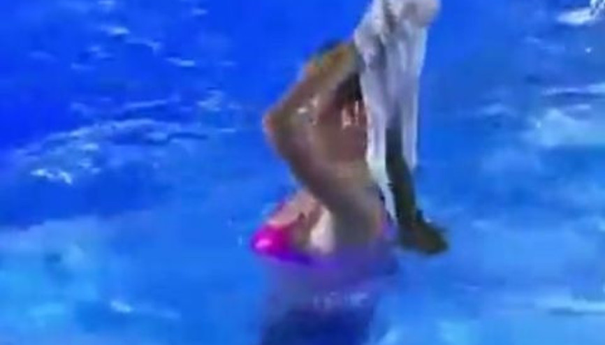 Seksi yarışmacının bu hareketi erkekleri krize soktu