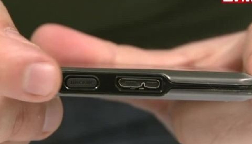 ADATA Dash Drive Elite SE720 video inceleme