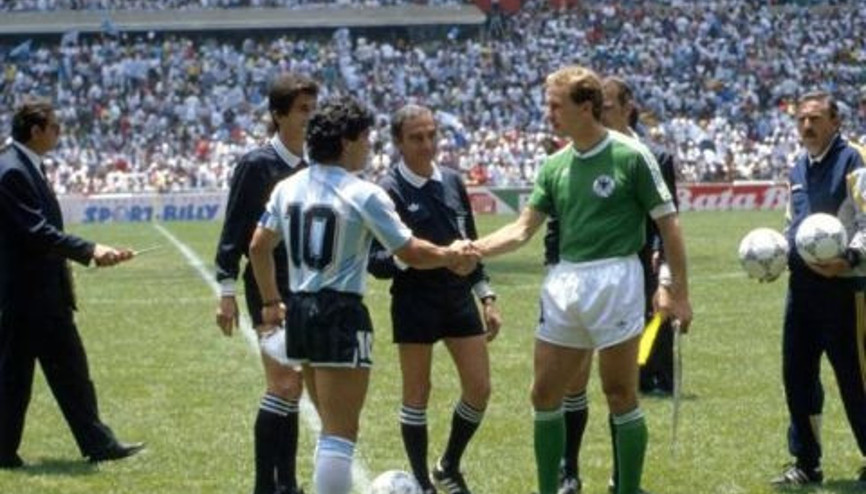 1986nın iki efsanesi Maradona ve Rummeniggeden ortak röportaj