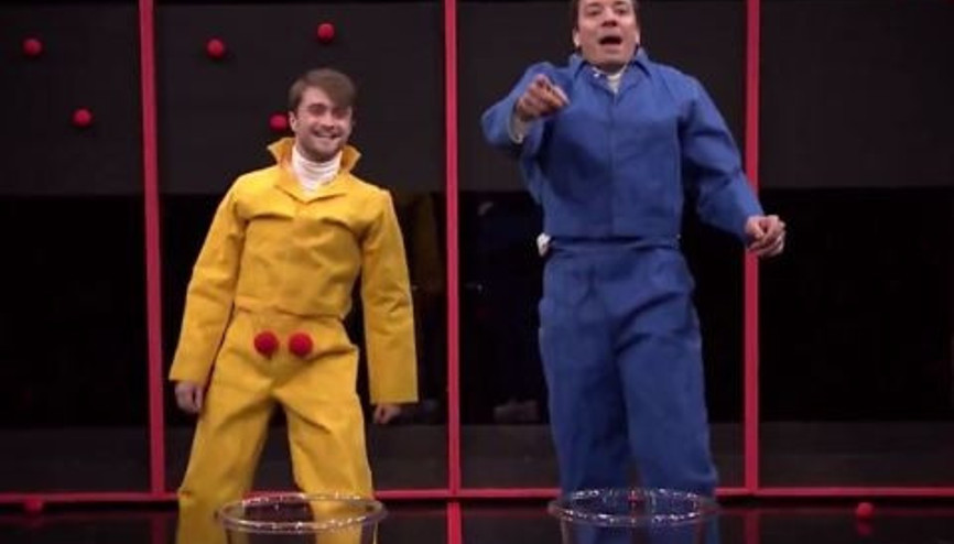 Daniel Radcliffe ve Jimmy Fallonın Efsanevi Top Savaşı