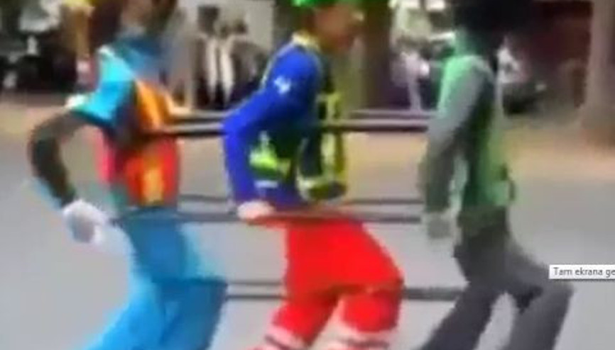 Komik Sokak Dansçıları