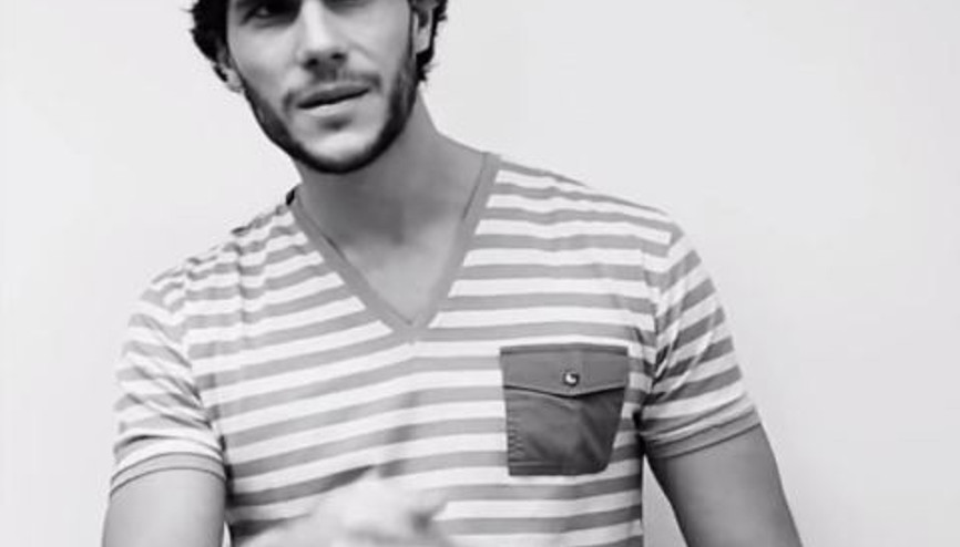 Seksi Modellerden İtalyan El Hareketleri Dersi