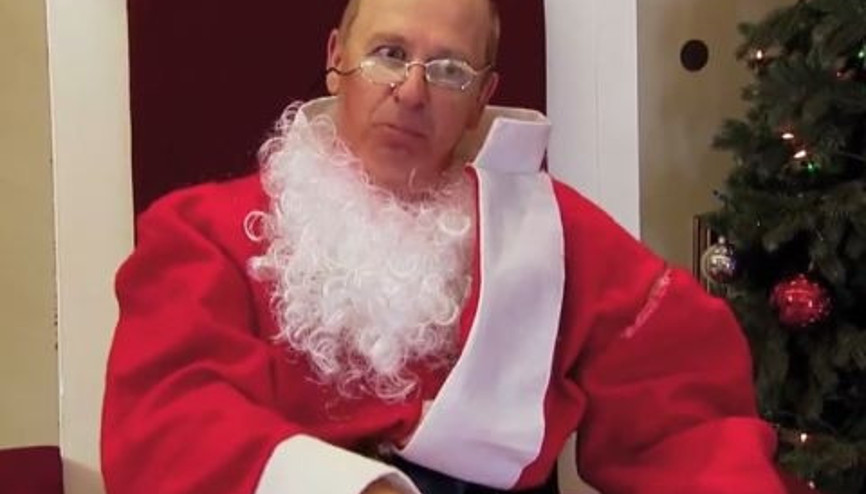 Aksiyon Sever Noel Babalar