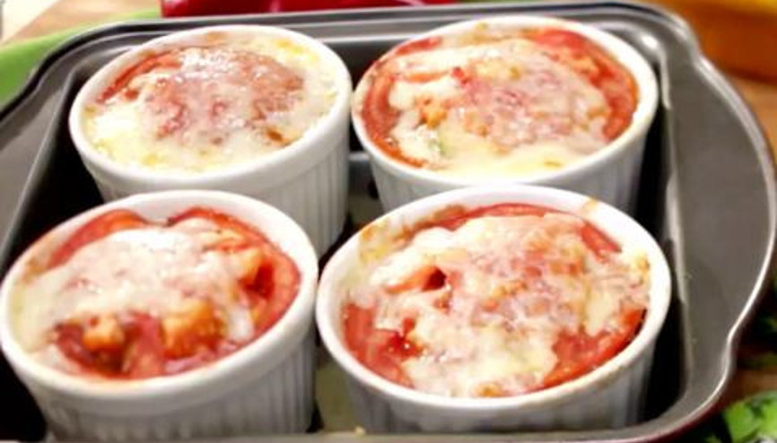 Hazerin Lezzetli Tarifleri - Domates Çorbalı Fırında Sebze