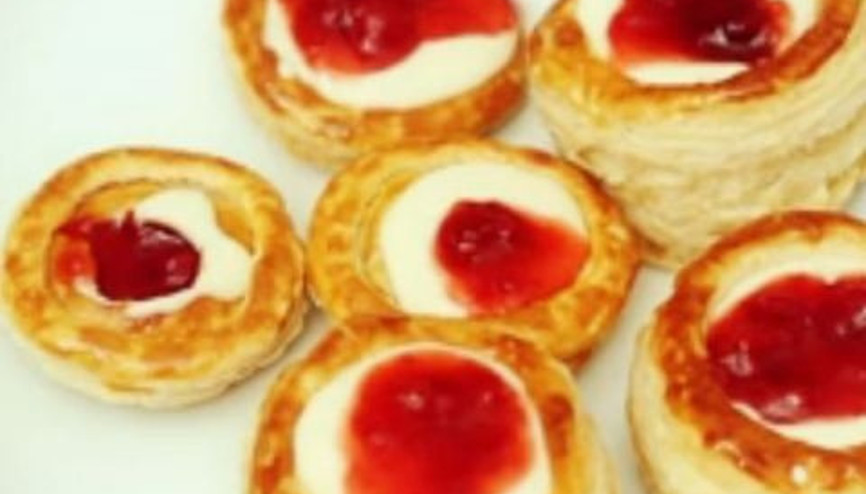 Labneli ve Reçelli Milföy Nasıl Yapılır